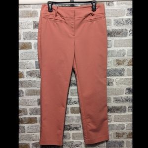 Ann Taylor Factory Signature Capri Pant - Size 6